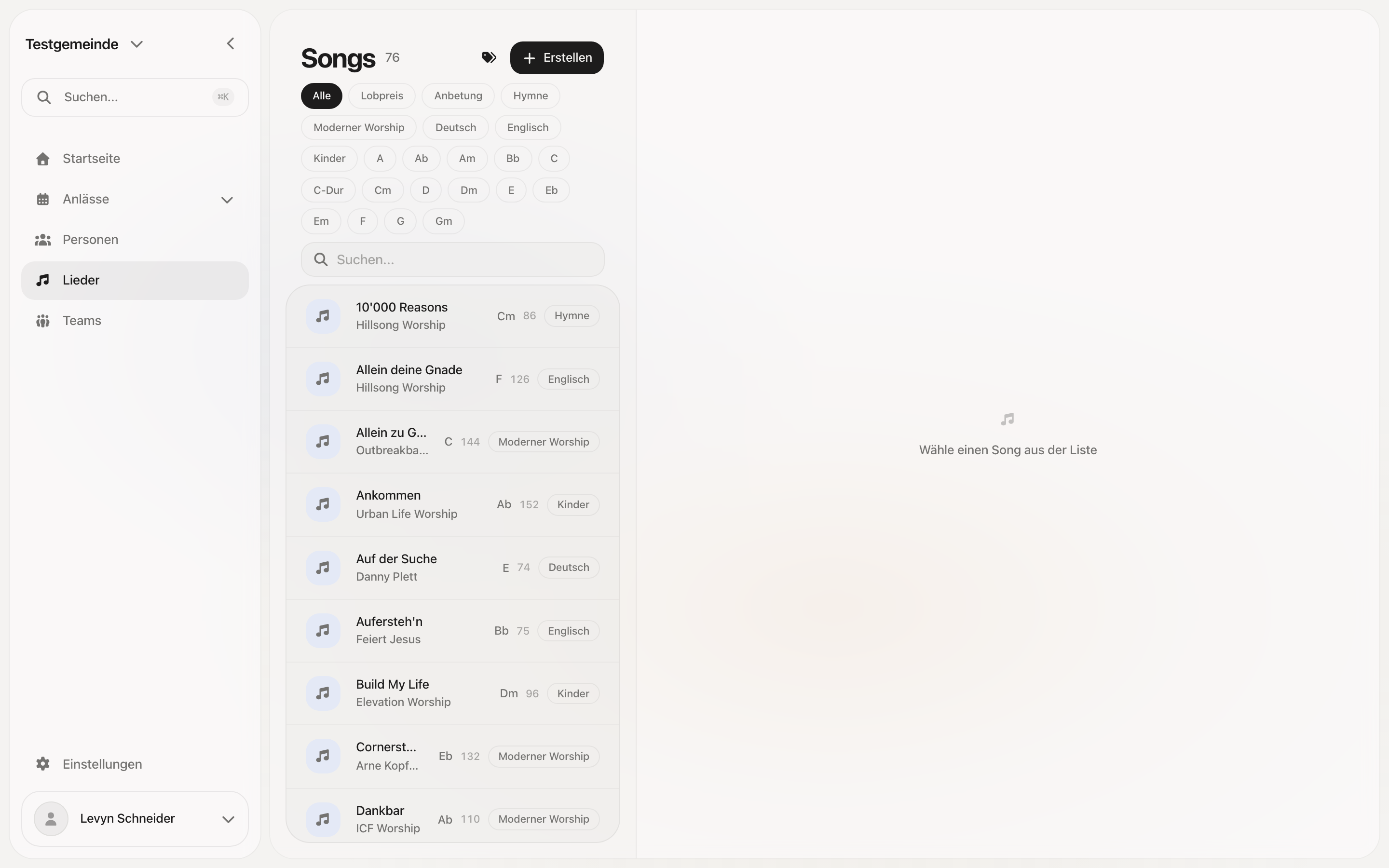 Song-Datenbank in iglesio mit Titel, Tonart, Sprache und Tags